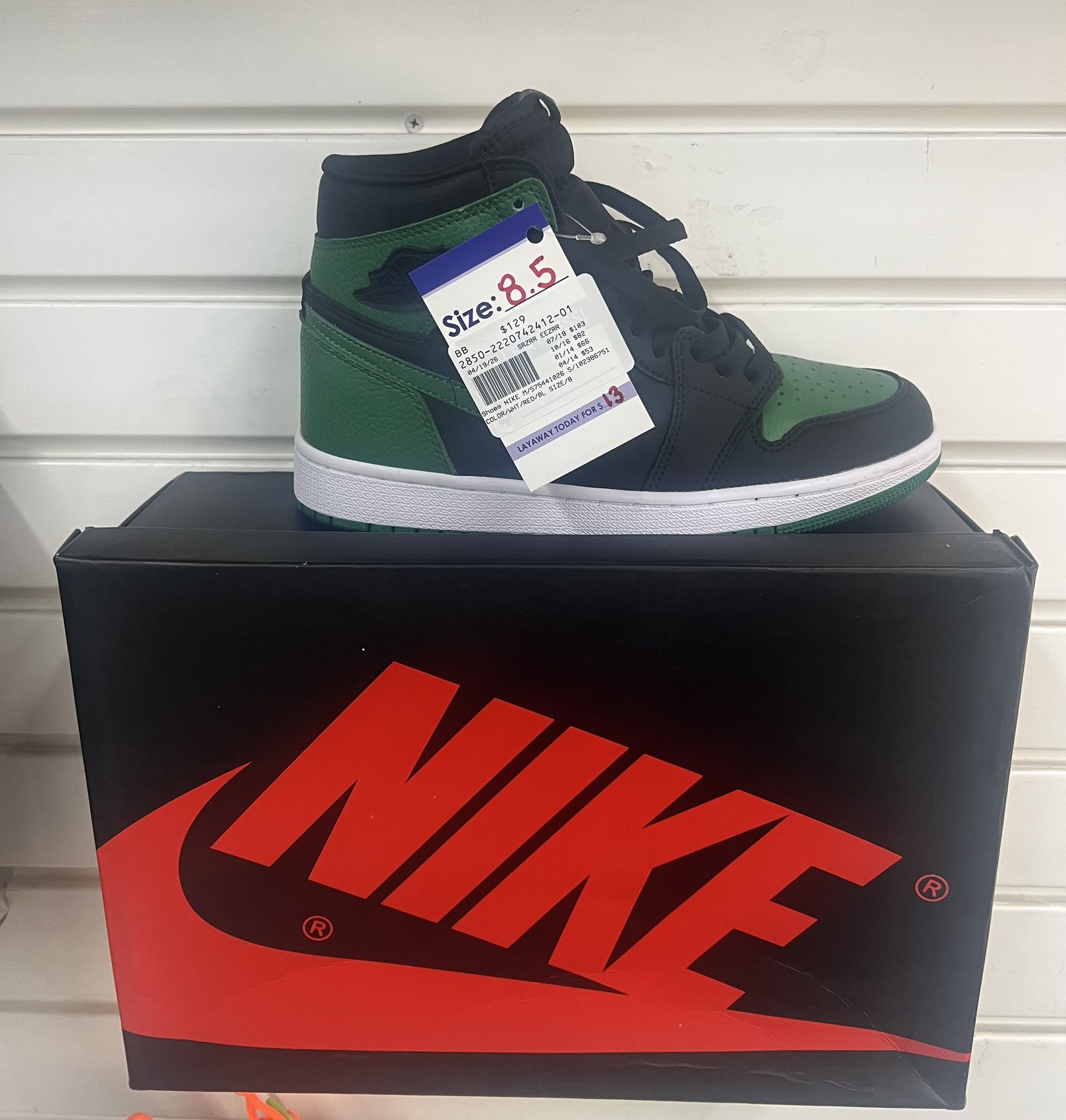 Nike Air Jordan Retro 1 High OG