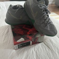 Nike Kyrie 4- City Guardians- Mens Size 10.5