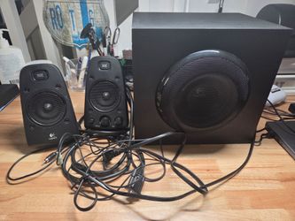 Logitech computer speaker system with subwoofer Z623