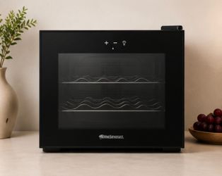 Wine Enthusiast 12-Bottle Wine Cooler – Touchscreen – Excellent Condition