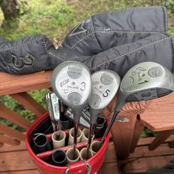 Spalding Women’s Golf Clubs With Bag 