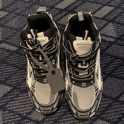 Off White Be Right Back