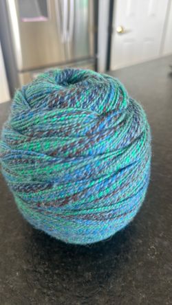 Wool blend yarn