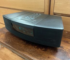 Bose Wave Radio / CD Player - Classic High-Performance Audio System (Graphite Gray)