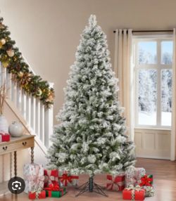 7.5' Pre-Lit Radiant Glitter Flocked Micro LED Tree (New in Box)