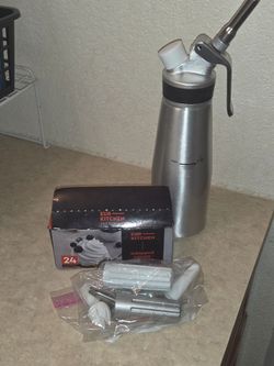 Eur Kitchen Whipped Cream Dispenser with Accessories