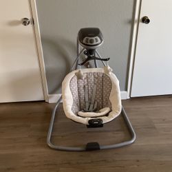 Graco Baby Swing
