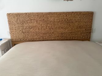 Natural Woven Headboard-KING