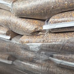 80lb Chicken Feed For $25!!