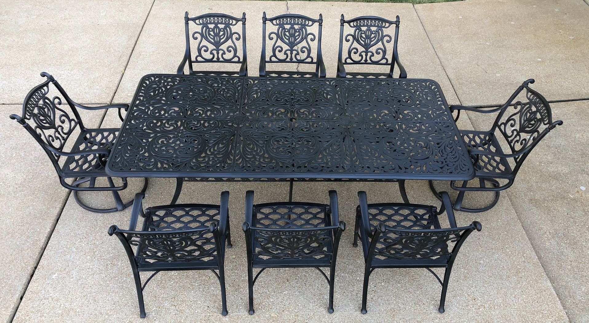 Hanamint Grand Tuscany Outdoor Furniture Original Powder Coated 8 Seat Dining set-98in 130lb Table