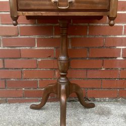 Antique Table w/ 1 Drawer (14 inches in Depth, 18 inches Wide & 28 inches Tall)