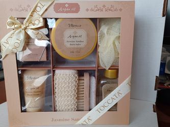 Argan Oil Morocco Bath Lotions Grooming Git Set New - Available