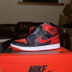 Women’s Air Jordan 1 Satin Bred