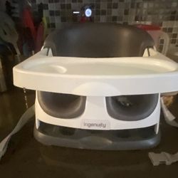 Baby Booster Seat With Retractable Tray