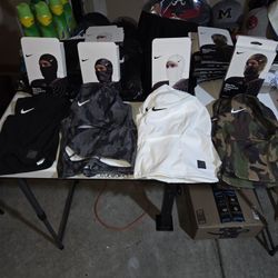 Nike Pro Therma-Fit Hood 