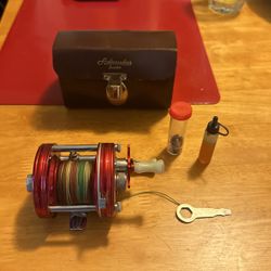 ABU Ambassadeur 5000 Fishing Reel   RARE