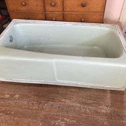 Bathroom Tub and Sink