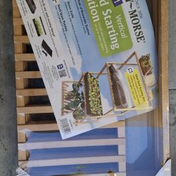 Ferry-Morse Pop-up Multi-Tier Indoor Plant Stand