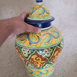 EXQUISITE Talavera Mexican Folk Art 12" Lidded Urn Vase. 

