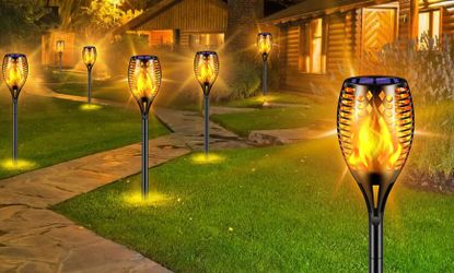 New Box Of 6 Led Solar Powered Flame Walkway 🔥 Garden Lights 