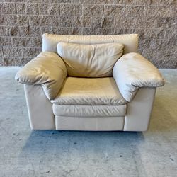 Beige Leather Swivel Chair - Plush & Comfy
