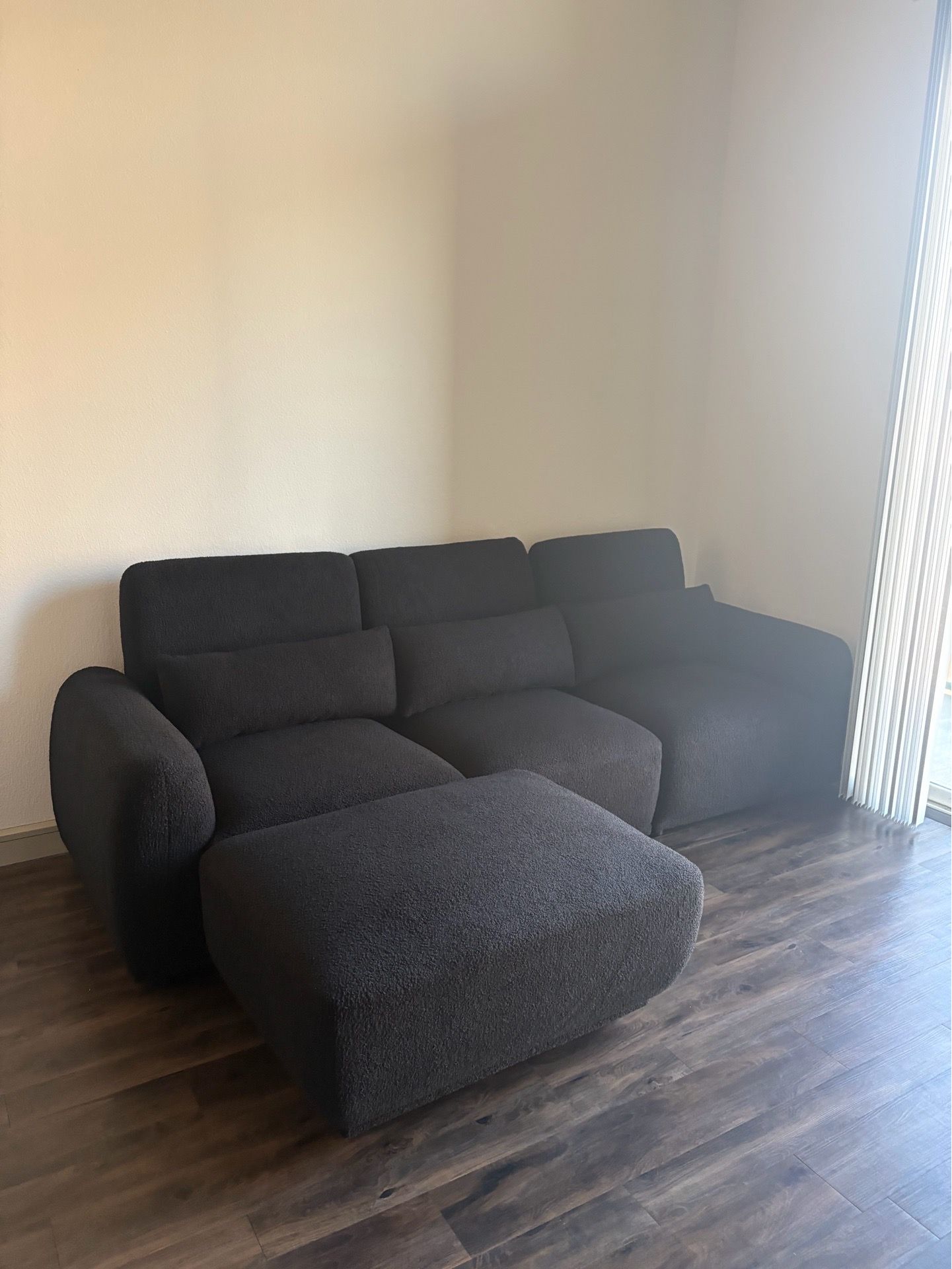 Black Sectional Sofa 🛋️ Only $10 Down