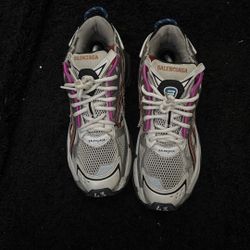balenciaga runners