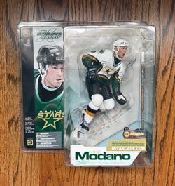 2002 MIKE MODANO WHITE JERSEY VARIANT DALLAS STARS SERIES 3 NHL McFarlane