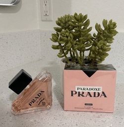 🌸 Prada Paradoxe 90 ml
