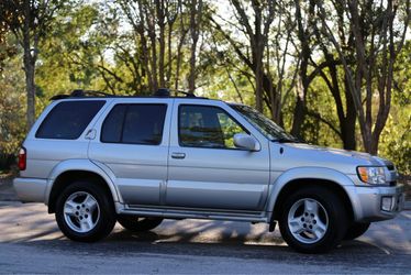 2002 Infiniti QX4