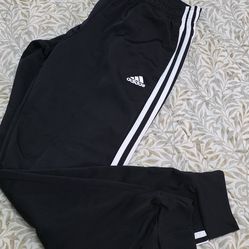 like new sport pants size S