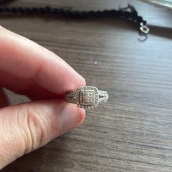14K White Gold Fashion Diamond Ring 