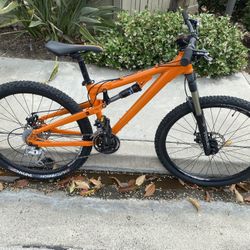 Jamis Dual Suspension W/ 27 Speed Comes W/ Bag & Helmet