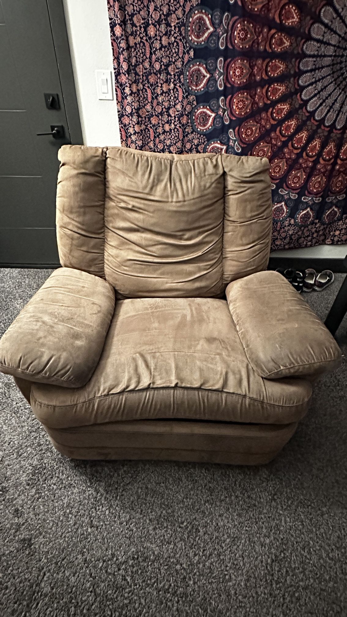 Recliner Chair