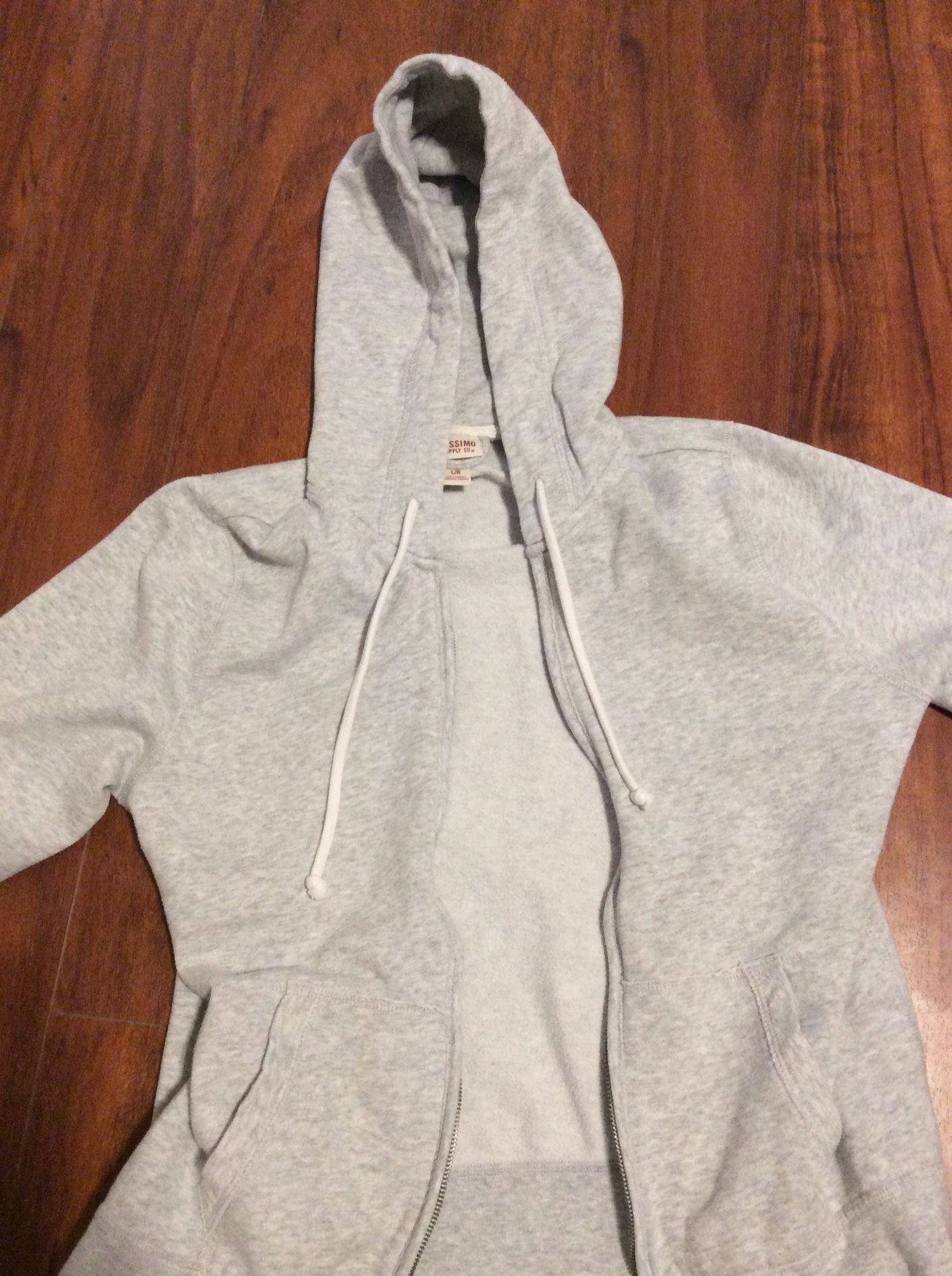 Grey men’s hoodie
