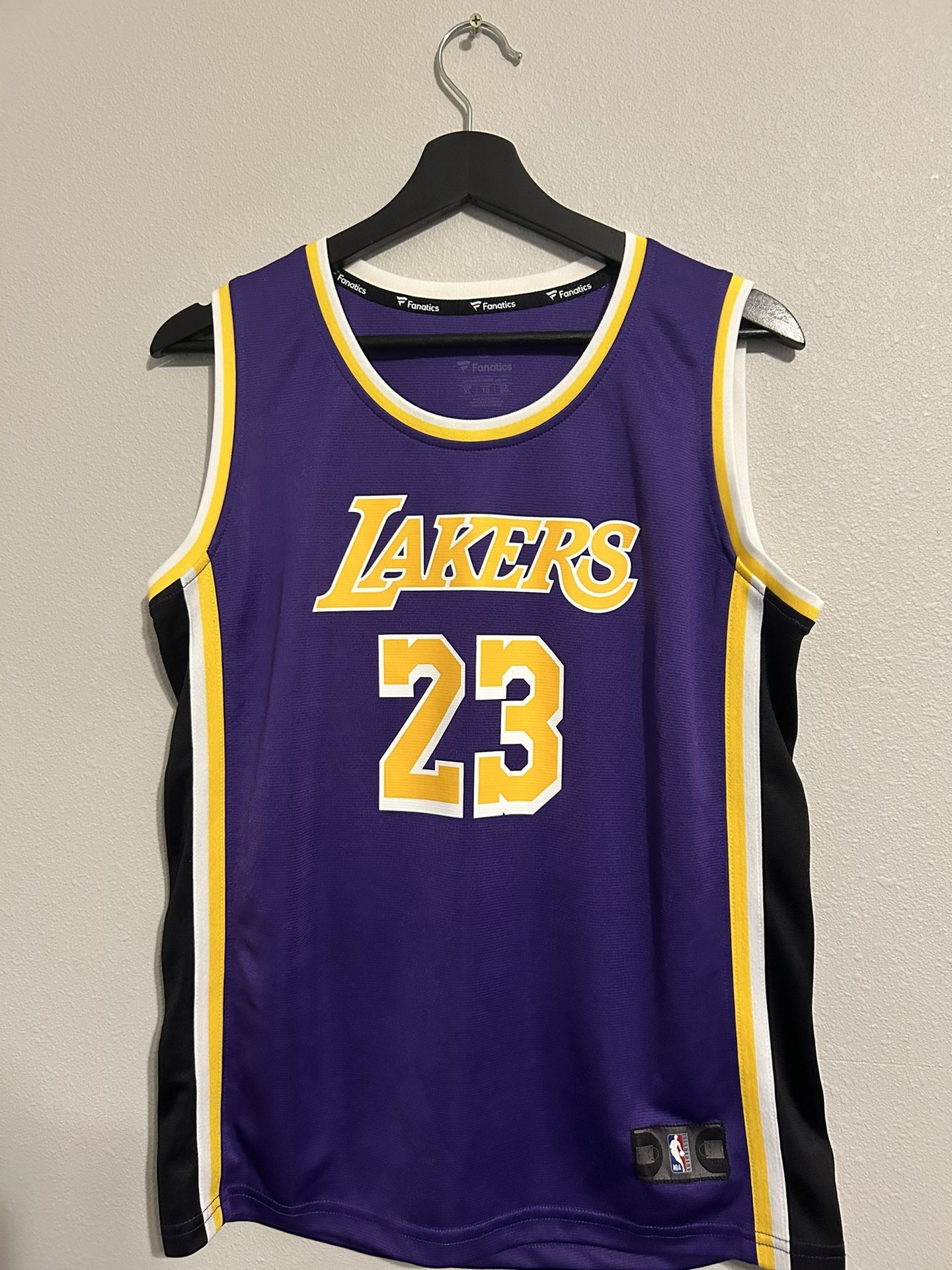 Los Angeles Lakers LeBron James Jersey