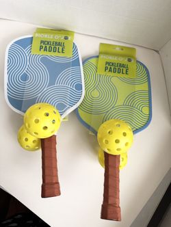 Pickleball Paddles with Pickleballs Set