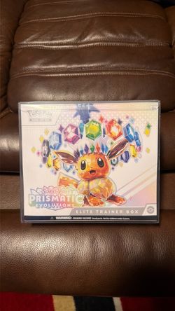 Pokémon Scarlet & Violet Prismatic Evolutions Elite Trainer Box