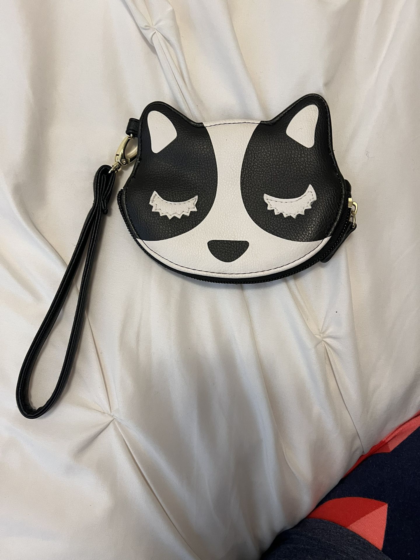 Luv Betsey by Betsey Johnson  "BULLDOG Frenchie" Coin Purse/Wristlet Black White