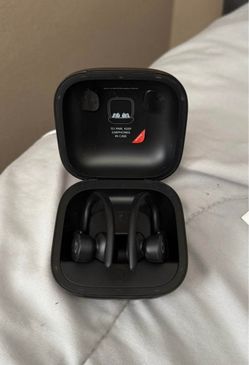 Beats Powerbeats Pro Wireless Earbuds
