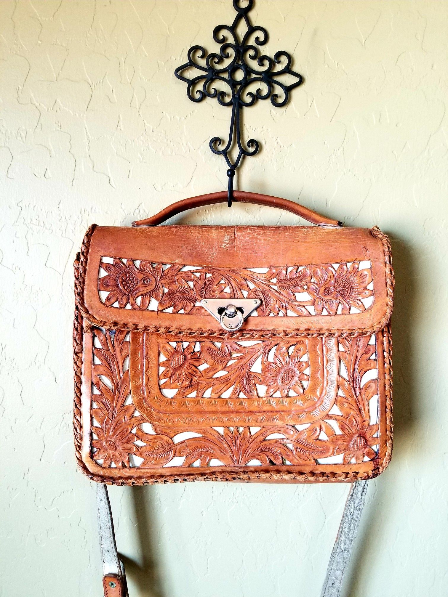 Vintage leather Mexican tooled purse