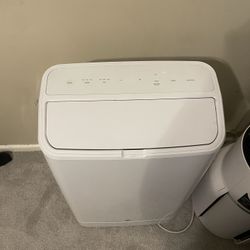 GE - 450 Sq. Ft. 10,400 BTU Smart Portable Air Conditioner - White