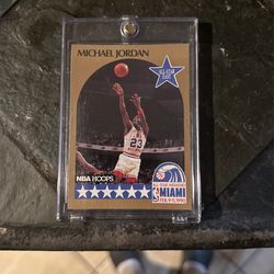 1990 NBA Hoops Michael Jordan #5 Chicago Bulls