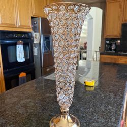 Center piece vases
