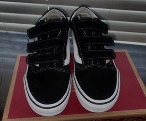 Velcro boys size 4 black VANS