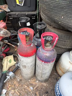 Empty 20 LB CO2 tanks