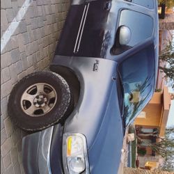 Clean Title 2000 Ford F150 XLT 