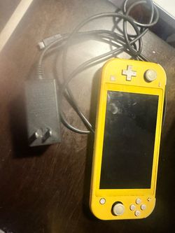 Nintendo Switch Lite Yellow with Charger