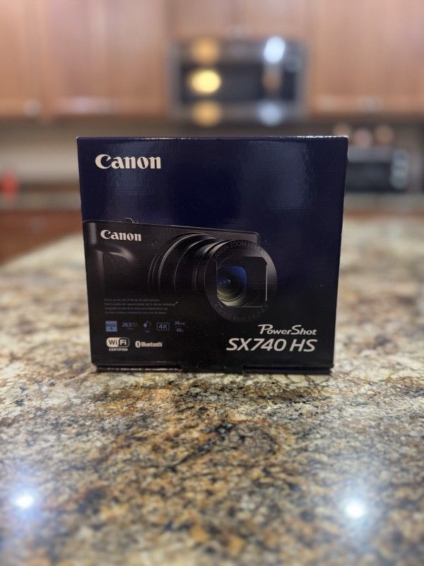 Canon PowerShot SX740 HS 20.3MP 4K Digital Camera 40x