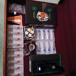 Pro Tattoo Kit And Gun , Brand New Open Box For Pictures , Comes With Two Digital LED Light As Display 